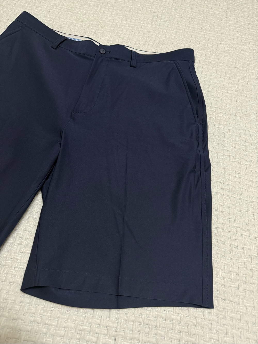FootJoy navy men’s golf shorts, size 36. Excellent condition! 🏌️⛳️🏌️‍♀️
